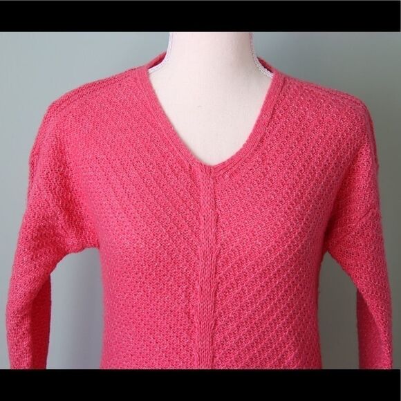 RICKI'S 3/4 Sleeve V Neck Sweater Size Extra Small - Picture 4 of 7
